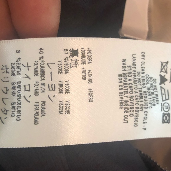 RED Valentino Cascade overlapping Black Dress Sz 0 - Picture 12 of 12